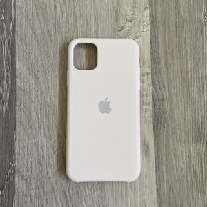 White silicone apple Iphone 11 case